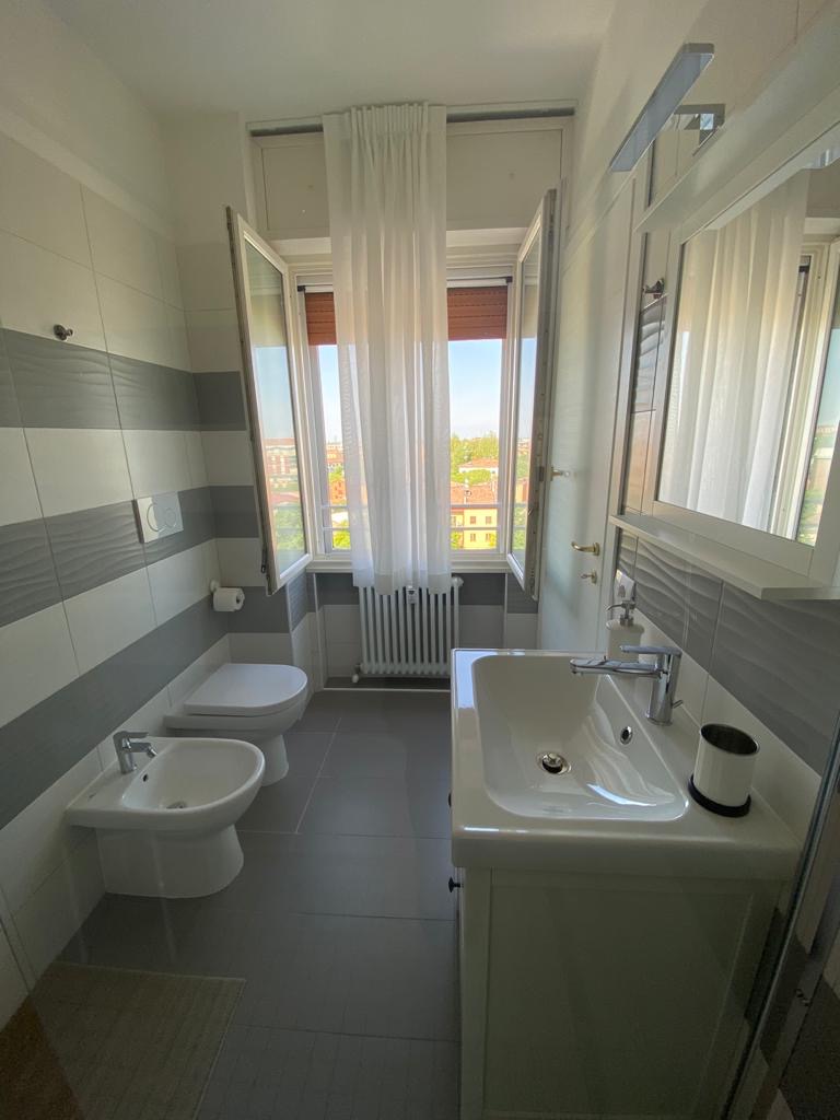 Duomo — bagno lavabo
