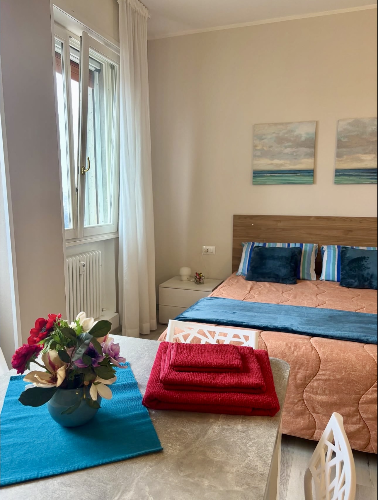 Duomo — letto con asciugamani